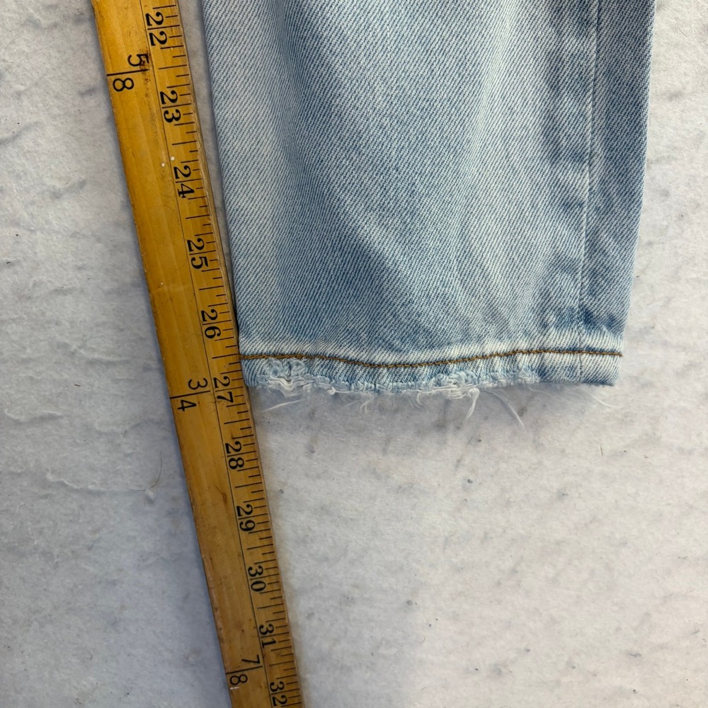 Levi's 501 CT Jeans Womens 24 Light Blue Distressed Frayed Hem - Picture 6 of 12
